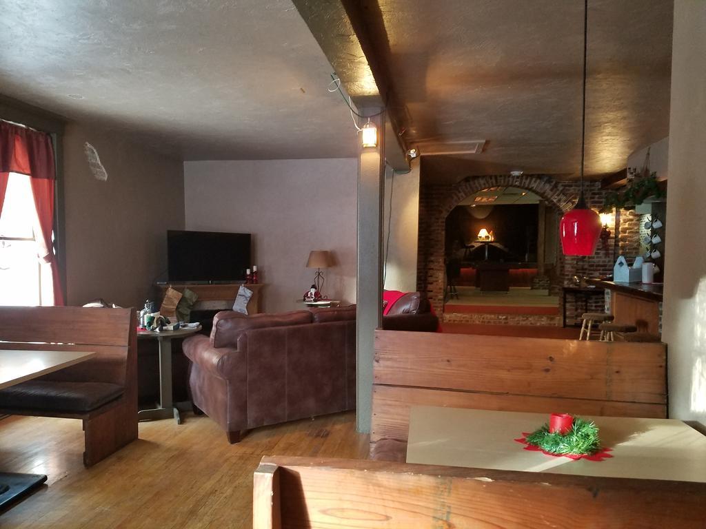 Dakota Spur Hotel Lead Екстериор снимка